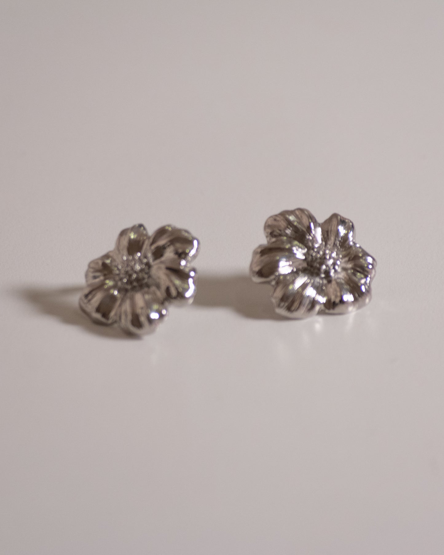 Petunia Studs